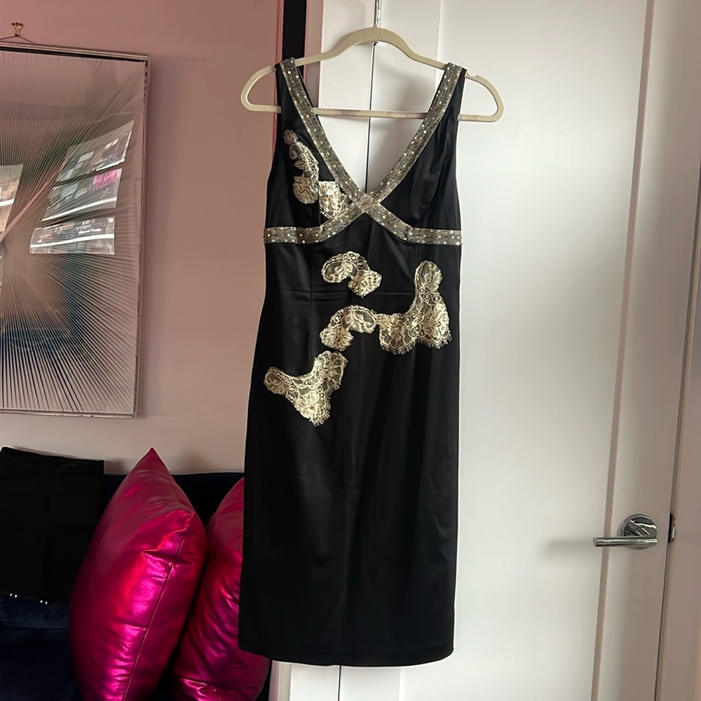 Papell Boutique embroidered cocktail dress Worn once at my engagement party